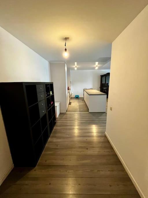 Big Apartment With Parking In Anvers Extérieur photo