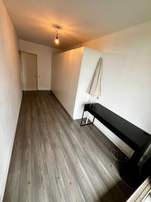 Big Apartment With Parking In Anvers Extérieur photo