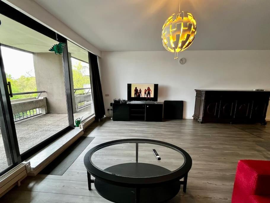 Big Apartment With Parking In Anvers Extérieur photo