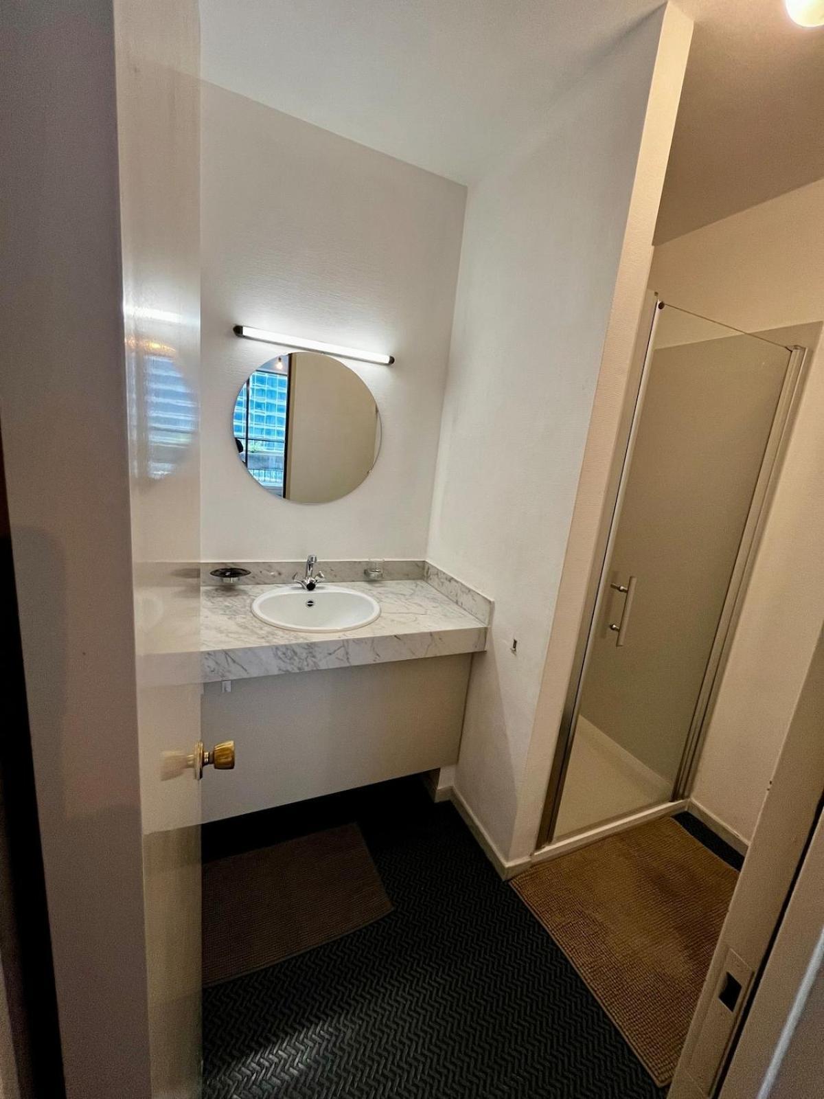 Big Apartment With Parking In Anvers Extérieur photo
